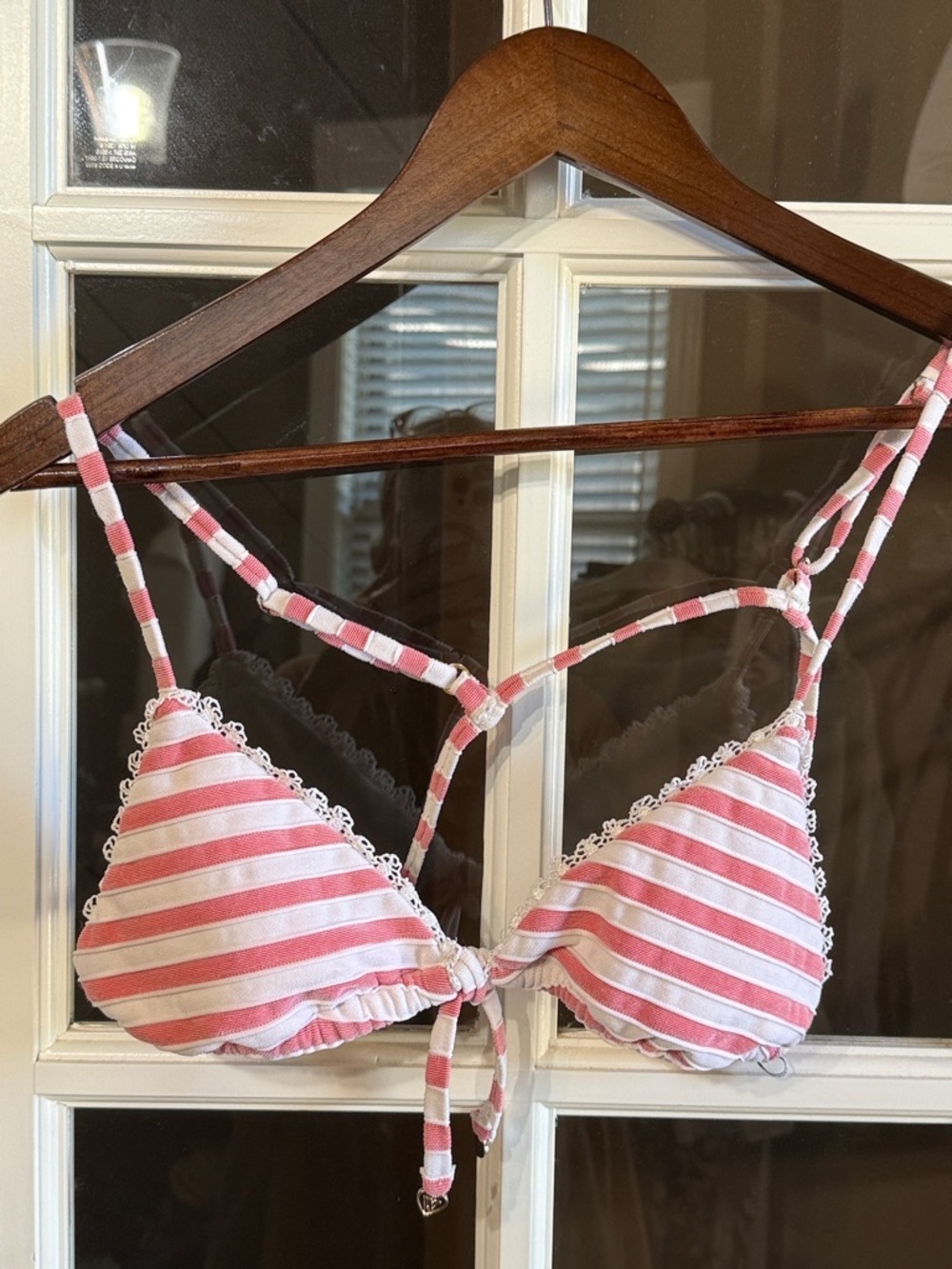 WILDFOX Sexy Red & White Striped Triangle Bikini Top Delicate Lace Trim Medium